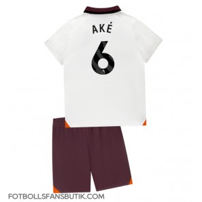 Manchester City Nathan Ake #6 Replika Bortatröja Barn 2023-24 Kortärmad (+ Korta byxor)